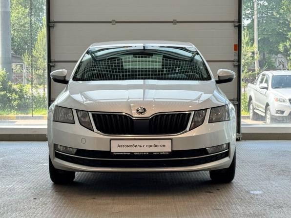 Skoda Octavia III (A7) Рестайлинг с пробегом 2017 года, цена 1 470 000 рублей, 146000 км, лифтбек, Автокод Объявления