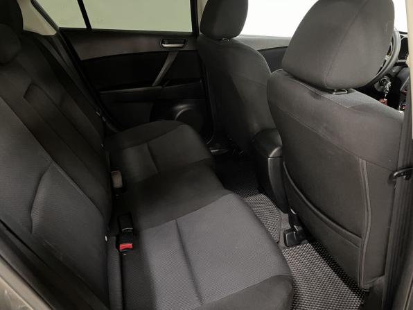 Mazda 3 II (BL) с пробегом 2010 года, цена 887 000 рублей, 212872 км, седан, Автокод Объявления
