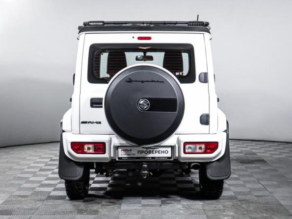 Suzuki Jimny IV с пробегом 2019 года, цена 2 800 000 рублей, 31655 км, внедорожник, Автокод Объявления