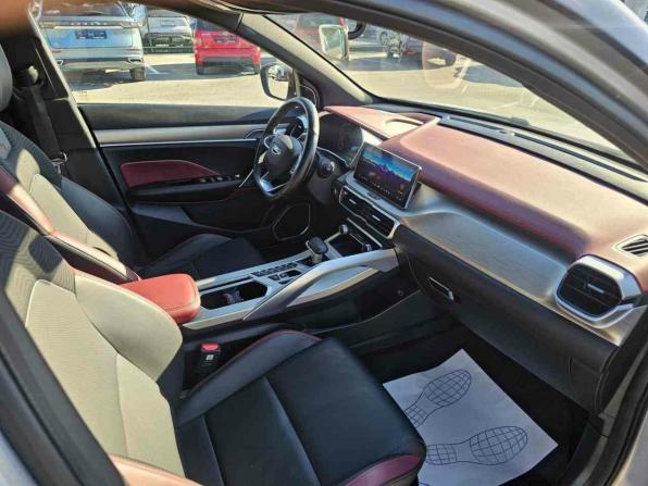 Geely Coolray I с пробегом 2023 года, цена 1 989 995 рублей, 28101 км, внедорожник, Автокод Объявления