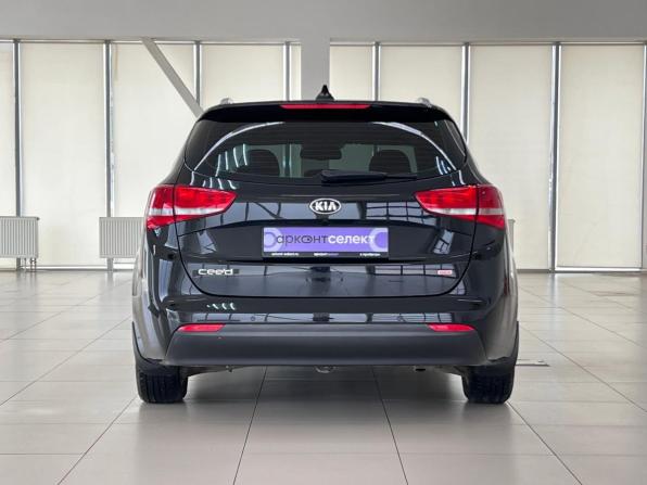 Kia Ceed II Рестайлинг с пробегом 2017 года, цена 1 390 000 рублей, 146226 км, универсал, Автокод Объявления