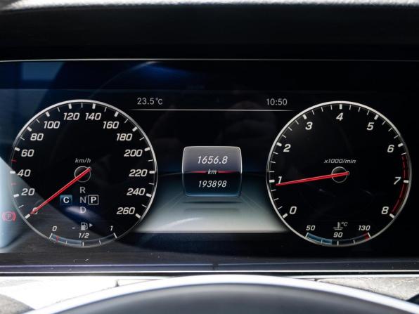 Mercedes-Benz E-Класс V (W213 S213 C238) с пробегом 2017 года, цена 2 730 000 рублей, 193898 км, седан, Автокод Объявления