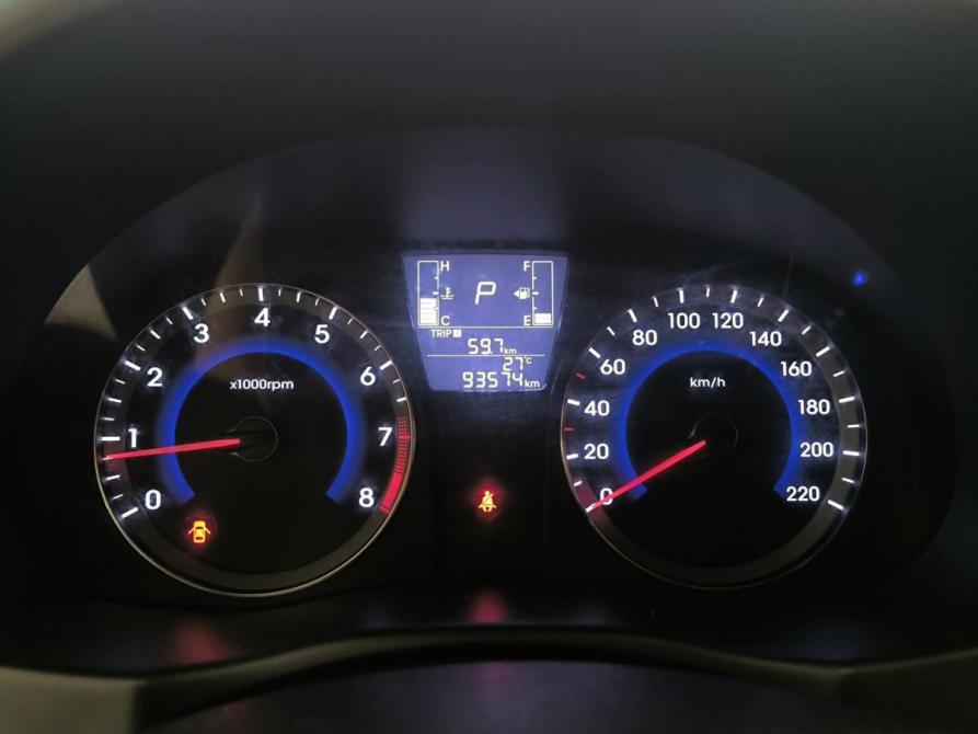 Hyundai Solaris I Рестайлинг Казань  - изображение 16