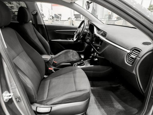 Kia Rio IV Рестайлинг с пробегом 2021 года, цена 1 550 000 рублей, 95482 км, хэтчбек, Автокод Объявления