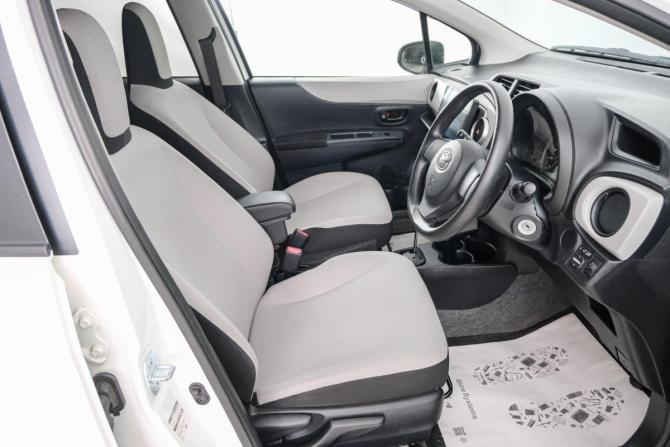 Toyota Vitz III (XP130) с пробегом 2011 года, цена 889 000 рублей, 26000 км, хэтчбек, Автокод Объявления