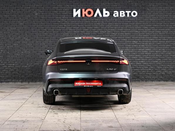 Changan UNI-V I с пробегом 2023 года, цена 2 150 000 рублей, 38742 км, лифтбек, Автокод Объявления