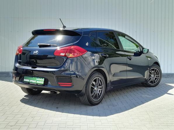 Kia Ceed II Рестайлинг с пробегом 2015 года, цена 1 099 000 рублей, 142275 км, хэтчбек, Автокод Объявления