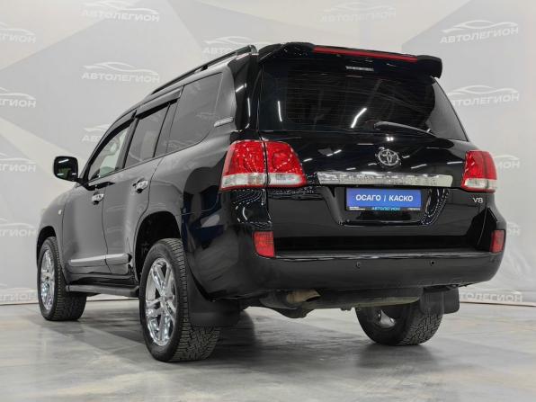 Toyota Land Cruiser 200 Series с пробегом 2008 года, цена 3 600 000 рублей, 253000 км, внедорожник, Автокод Объявления