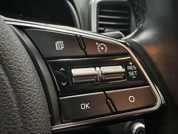 Kia Sportage IV Рестайлинг с пробегом 2018 года, цена 1 899 000 рублей, 124486 км, внедорожник, Автокод Объявления