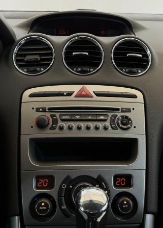 Peugeot 308 I Рестайлинг с пробегом 2011 года, цена 580 000 рублей, 97547 км, хэтчбек, Автокод Объявления