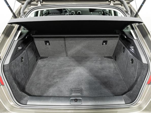 Audi A3 III (8V) с пробегом 2016 года, цена 1 599 700 рублей, 70160 км, хэтчбек, Автокод Объявления