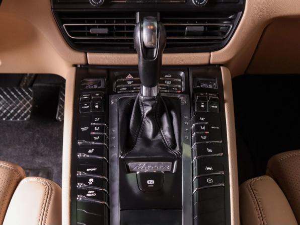 Porsche Macan I Рестайлинг с пробегом 2019 года, цена 4 950 000 рублей, 52000 км, внедорожник, Автокод Объявления