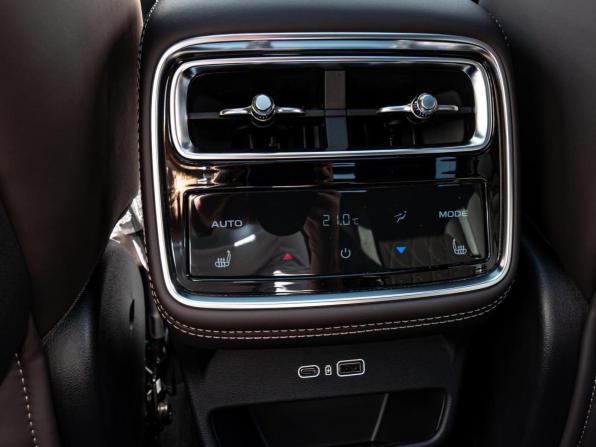 Geely Monjaro I Рестайлинг 2 с пробегом 2026 года, цена 4 280 000 рублей, 88 км, внедорожник, Автокод Объявления