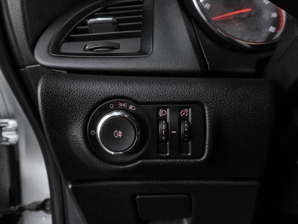 Opel Astra J Рестайлинг с пробегом 2014 года, цена 647 000 рублей, 204622 км, хэтчбек, Автокод Объявления