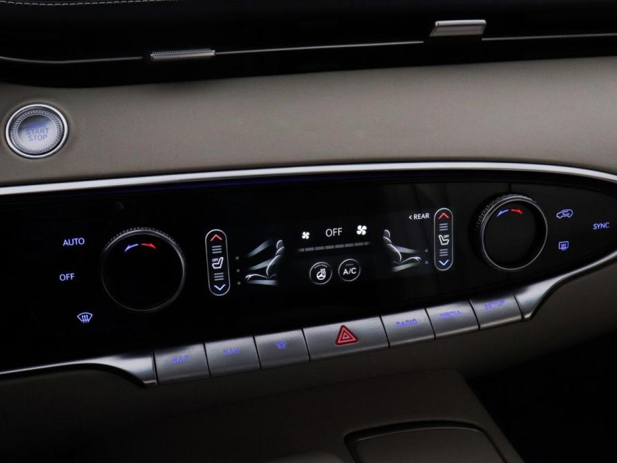 Genesis GV70 I Химки  - изображение 12