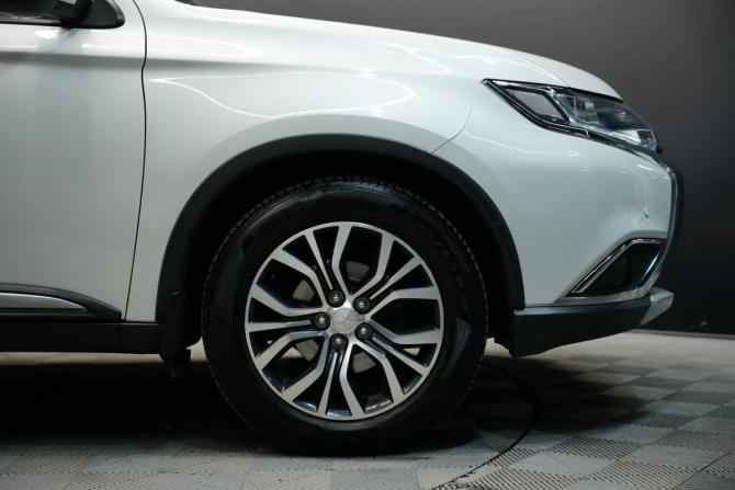 Mitsubishi Outlander III Рестайлинг 2 с пробегом 2015 года, цена 1 640 000 рублей, 153000 км, внедорожник, Автокод Объявления