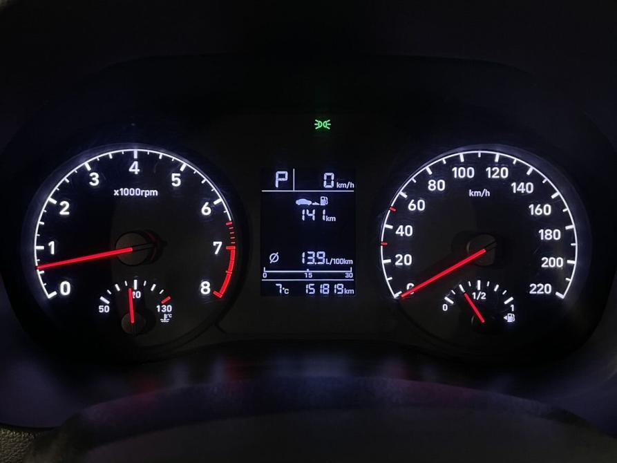 Hyundai Solaris II Великий Новгород  - изображение 14