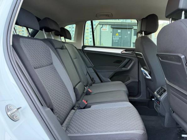 Volkswagen Tiguan II с пробегом 2019 года, цена 1 695 000 рублей, 220000 км, внедорожник, Автокод Объявления