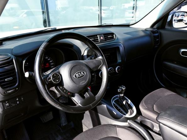 Kia Soul II Рестайлинг с пробегом 2018 года, цена 1 729 000 рублей, 39919 км, хэтчбек, Автокод Объявления