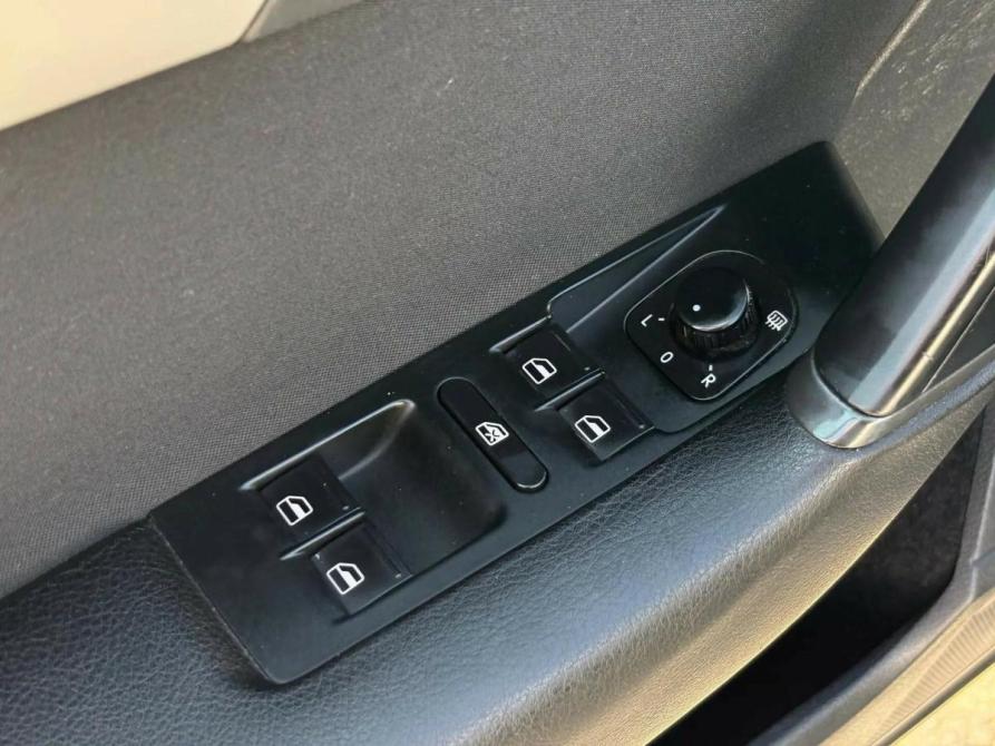 Volkswagen Passat B7 Крым  - изображение 10