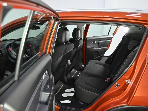 Kia Sportage III с пробегом 2011 года, цена 1 049 000 рублей, 151000 км, внедорожник, Автокод Объявления