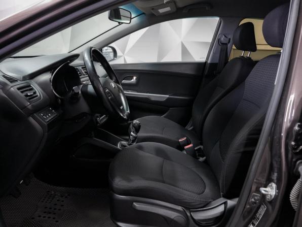 Kia Rio III Рестайлинг с пробегом 2016 года, цена 773 000 рублей, 215632 км, седан, Автокод Объявления
