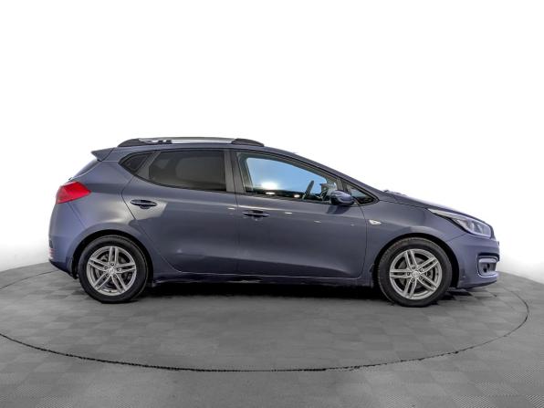 Kia Ceed II Рестайлинг с пробегом 2017 года, цена 1 320 000 рублей, 143061 км, хэтчбек, Автокод Объявления