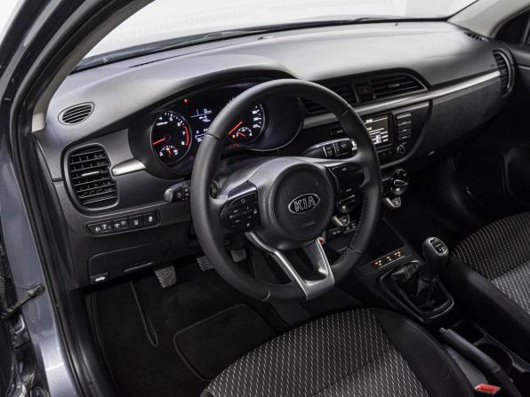 Kia Rio IV с пробегом 2017 года, цена 929 000 рублей, 131183 км, седан, Автокод Объявления