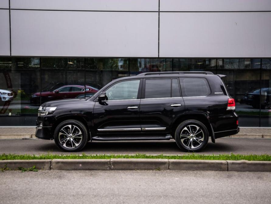 Toyota Land Cruiser 200 Series Рестайлинг 2 Санкт-Петербург  - изображение 9
