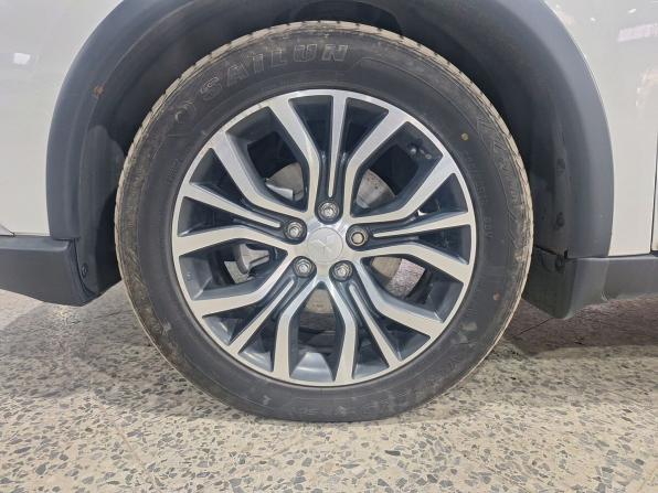 Mitsubishi Outlander III Рестайлинг 2 с пробегом 2016 года, цена 1 525 000 рублей, 193940 км, внедорожник, Автокод Объявления
