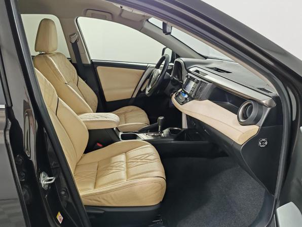 Toyota RAV4 IV (XA40) Рестайлинг с пробегом 2015 года, цена 2 080 000 рублей, 103723 км, внедорожник, Автокод Объявления