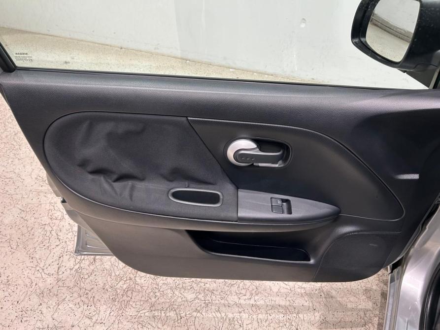Nissan Note I Рестайлинг Санкт-Петербург  - изображение 15