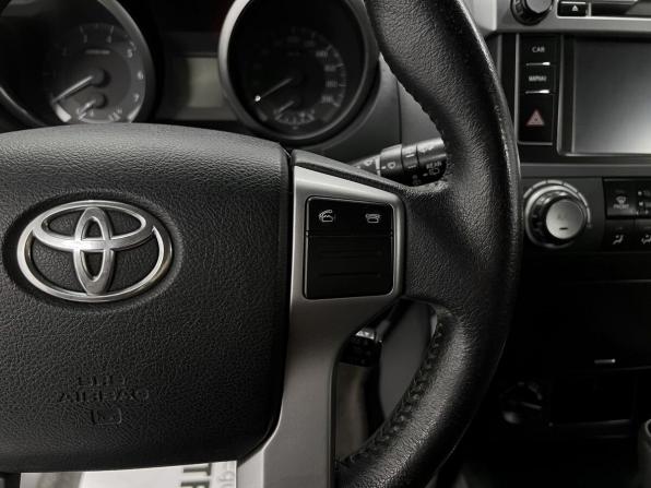 Toyota Land Cruiser Prado 150 Series Рестайлинг 1 с пробегом 2015 года, цена 3 395 000 рублей, 273103 км, внедорожник, Автокод Объявления