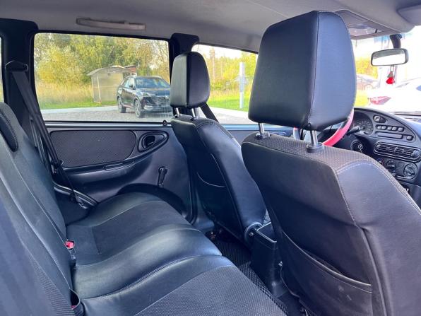 Chevrolet Niva I Рестайлинг с пробегом 2015 года, цена 499 000 рублей, 246003 км, внедорожник, Автокод Объявления