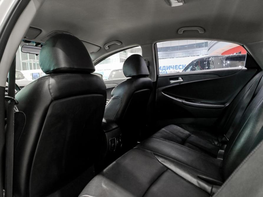 Hyundai Sonata VI (YF) Казань  - изображение 15