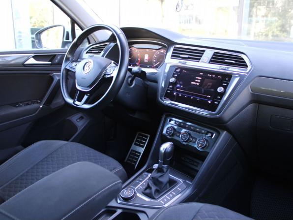 Volkswagen Tiguan II с пробегом 2018 года, цена 2 147 000 рублей, 106731 км, внедорожник, Автокод Объявления