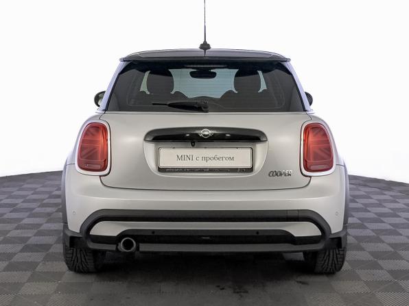 Mini Hatch III (F55/F56) Рестайлинг 2 с пробегом 2021 года, цена 2 690 000 рублей, 39750 км, хэтчбек, Автокод Объявления