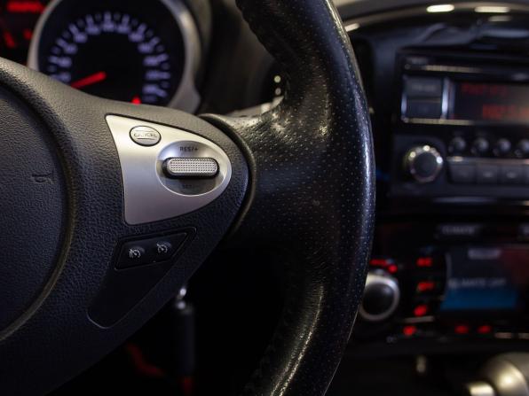 Nissan Juke I с пробегом 2014 года, цена 1 085 000 рублей, 106892 км, внедорожник, Автокод Объявления