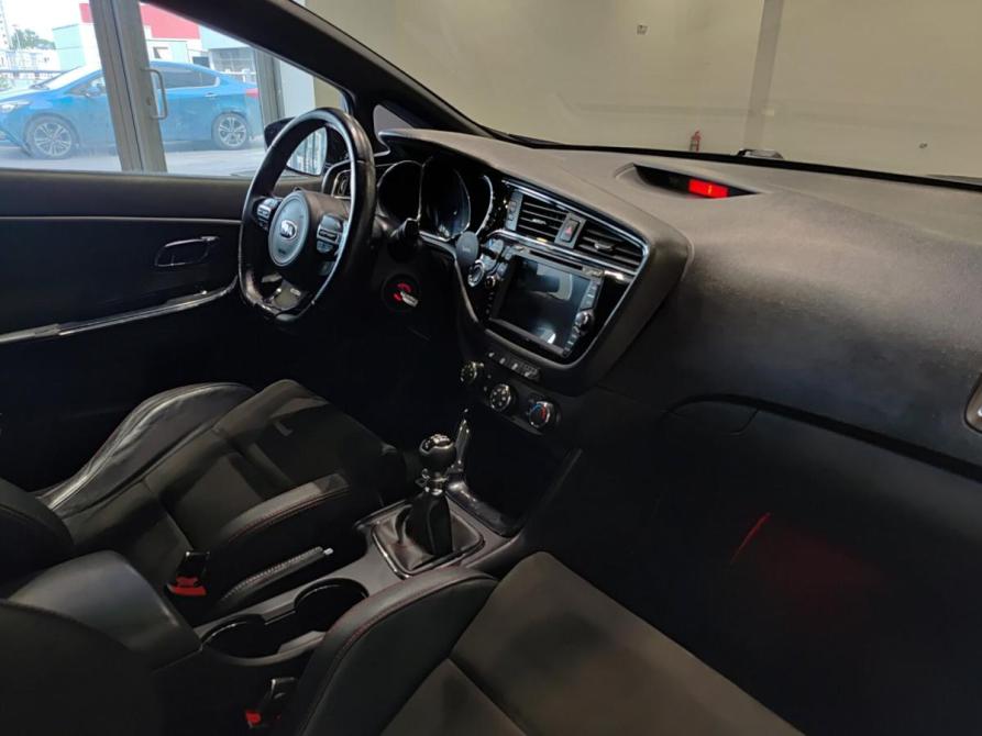 Kia Ceed GT I Рестайлинг Казань  - изображение 13