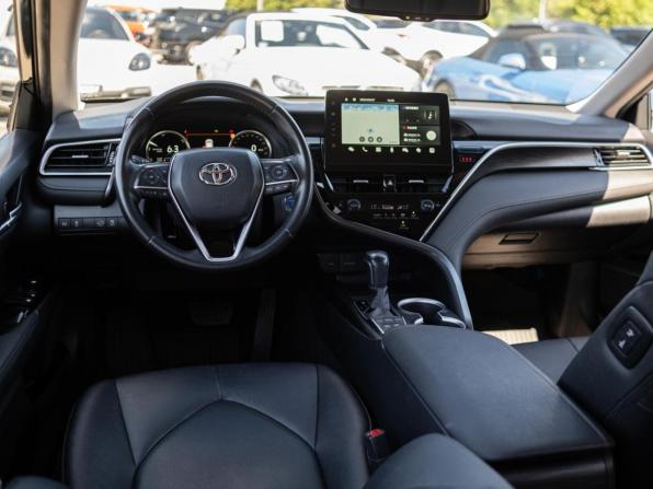 Toyota Camry VIII (XV70) Рестайлинг с пробегом 2022 года, цена 3 599 000 рублей, 81057 км, седан, Автокод Объявления