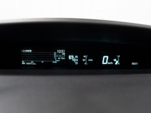 Toyota Prius III Рестайлинг (XW30) с пробегом 2014 года, цена 1 180 000 рублей, 189000 км, лифтбек, Автокод Объявления