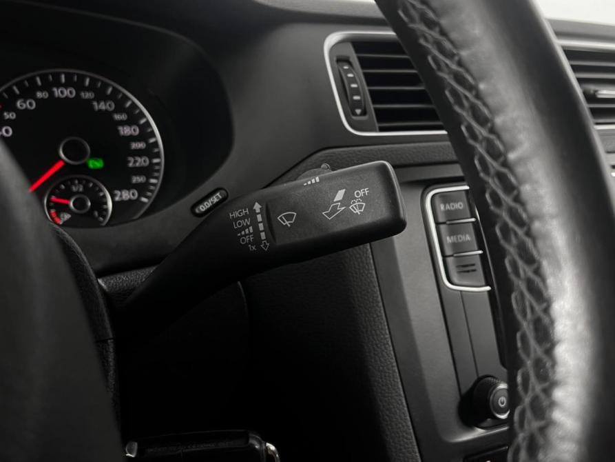 Volkswagen Jetta VI Казань  - изображение 16