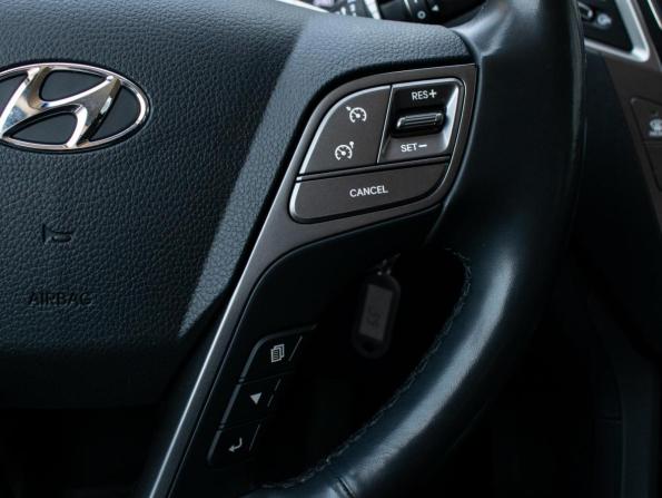 Hyundai Santa Fe III Рестайлинг с пробегом 2017 года, цена 2 750 000 рублей, 58518 км, внедорожник, Автокод Объявления