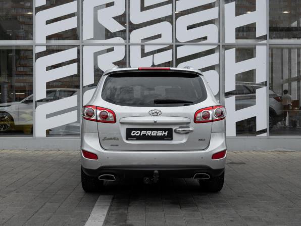 Hyundai Santa Fe II с пробегом 2010 года, цена 1 335 600 рублей, 247030 км, внедорожник, Автокод Объявления