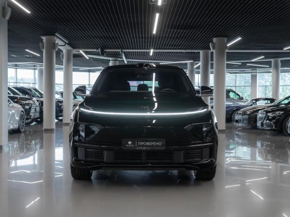 Li Auto (Lixiang) L7 I с пробегом 2023 года, цена 6 750 000 рублей, 5883 км, внедорожник, Автокод Объявления