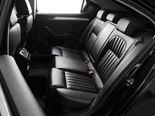 Skoda Superb III с пробегом 2018 года, цена 1 990 000 рублей, 233023 км, лифтбек, Автокод Объявления