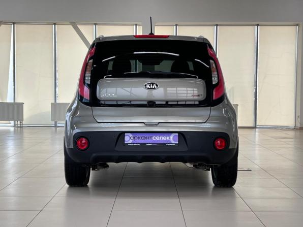 Kia Soul II Рестайлинг с пробегом 2017 года, цена 1 580 000 рублей, 123152 км, хэтчбек, Автокод Объявления