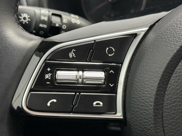 Kia Cerato IV Рестайлинг с пробегом 2021 года, цена 2 246 400 рублей, 31465 км, седан, Автокод Объявления