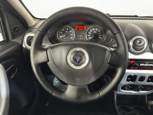 Renault Logan I Рестайлинг с пробегом 2013 года, цена 539 900 рублей, 229014 км, седан, Автокод Объявления