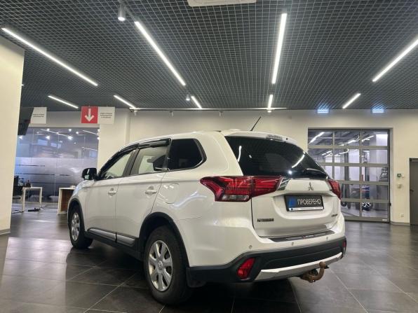 Mitsubishi Outlander III Рестайлинг 2 с пробегом 2016 года, цена 1 639 000 рублей, 177706 км, внедорожник, Автокод Объявления